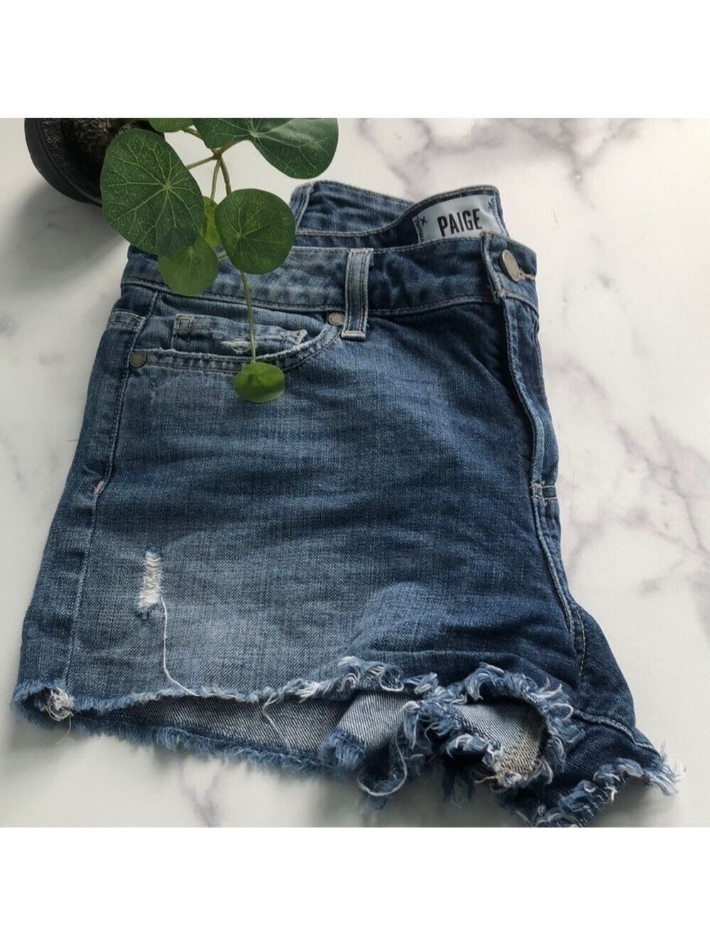 Paige Daryn Izza Shorts Medium Wash Distressed Raw Hem Size 27